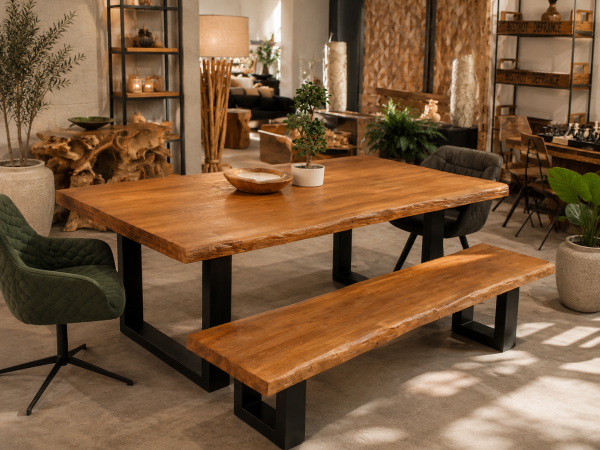 Tisch Teak mit Baumkante JV
