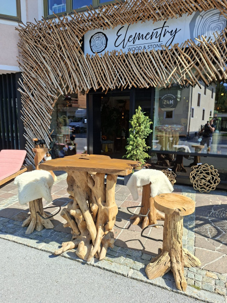 Root Bar